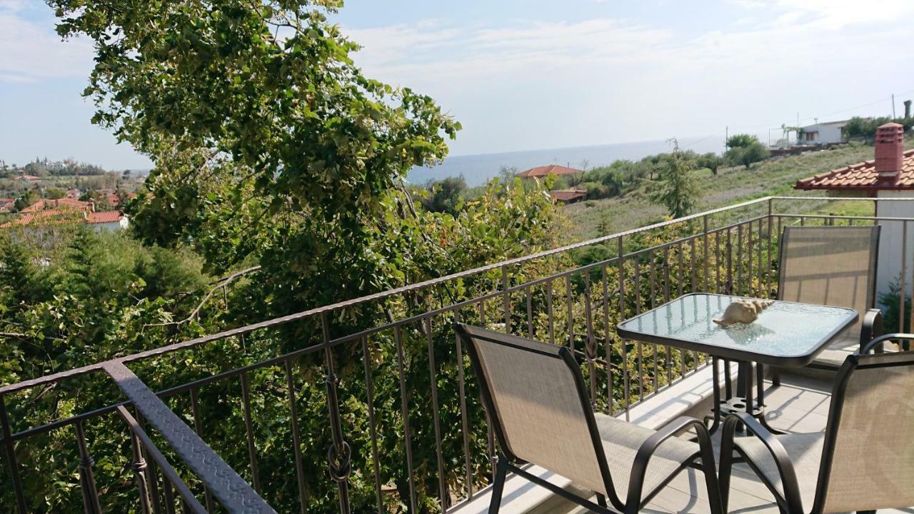 Stone House With Seaview Apartment Nea Poteidaia Exterior photo