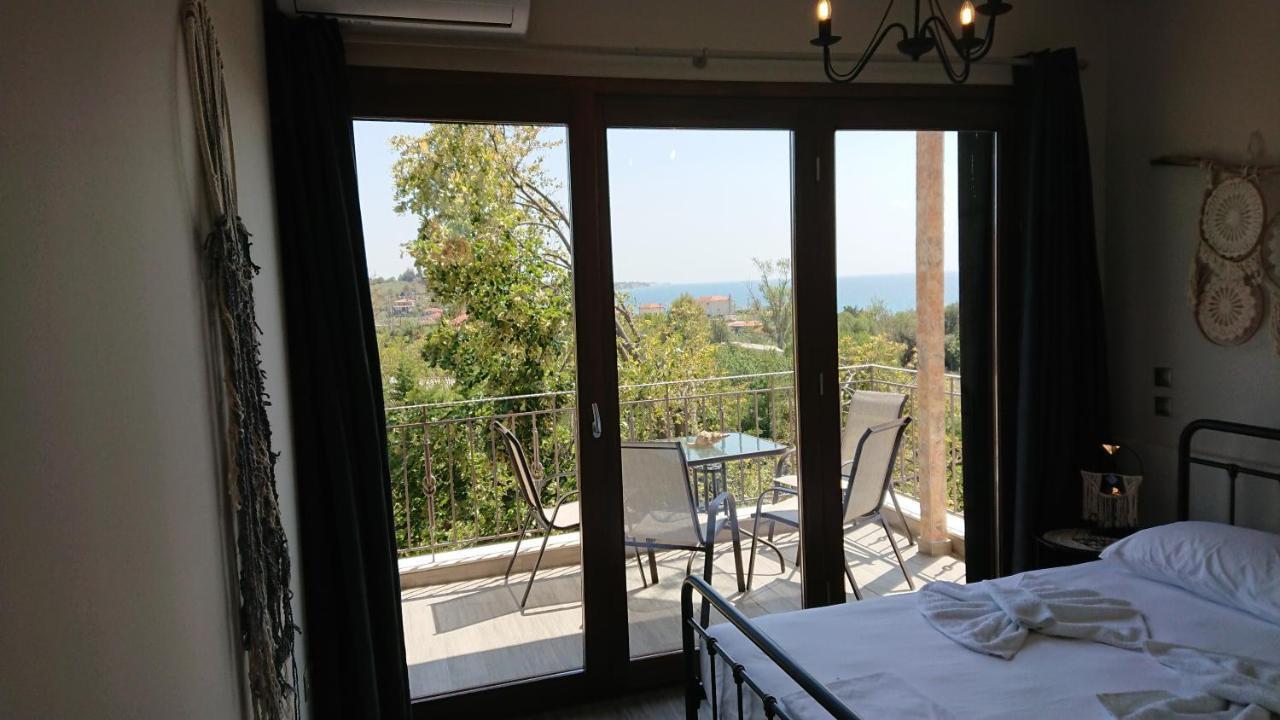 Stone House With Seaview Apartment Nea Poteidaia Exterior photo